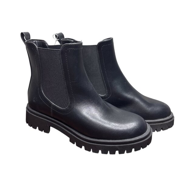 Old Navy Chunky Chelsea Boots Womens Size 8 Black Leather Pull On Outdoor NWT - Picture 1 of 6